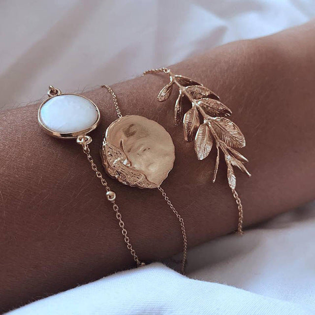 Fashionable  Bracelet ensemble