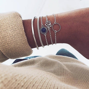 Fashionable  Bracelet ensemble