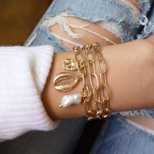 Fashionable  Bracelet ensemble